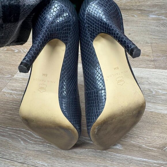 Anne Taylor Cynthia Blue Leather Lizard Embossed Heels Women's Size 8 - Picture 4 of 8